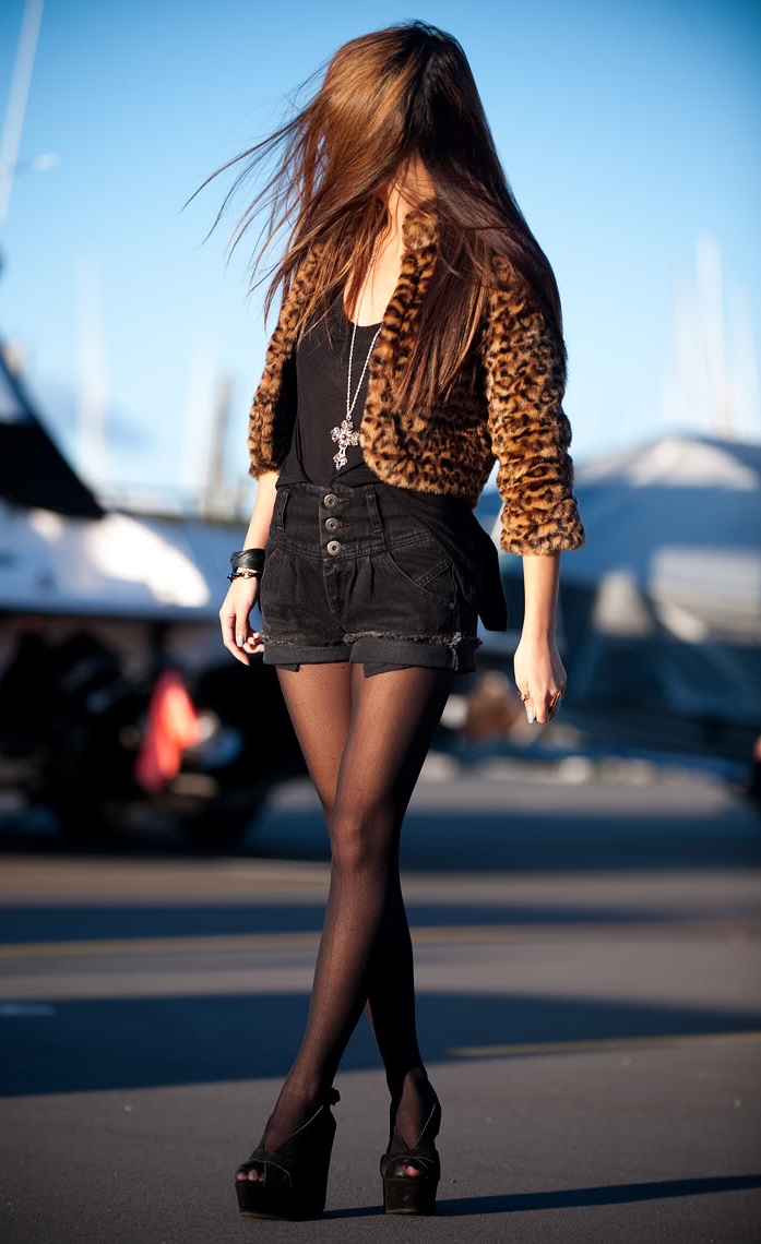 Auburn Girl wearing Leopard Fur Coat and Black Sheer Pantyhose